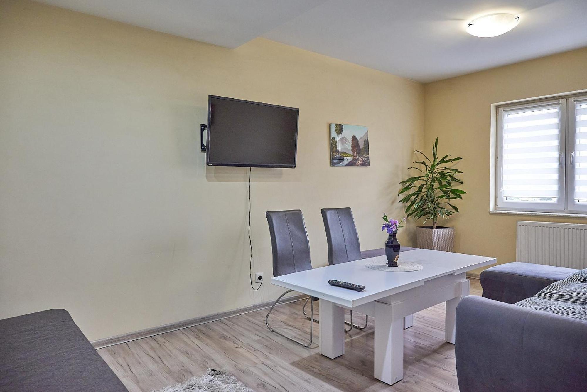 Waldi Apartament Cieplice 옐레니아구라 외부 사진